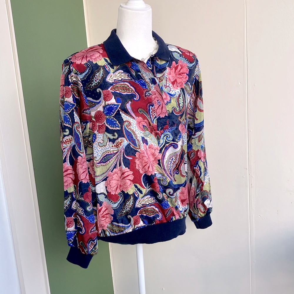 Vintage 80s Collared Silky Floral Henley Blouse